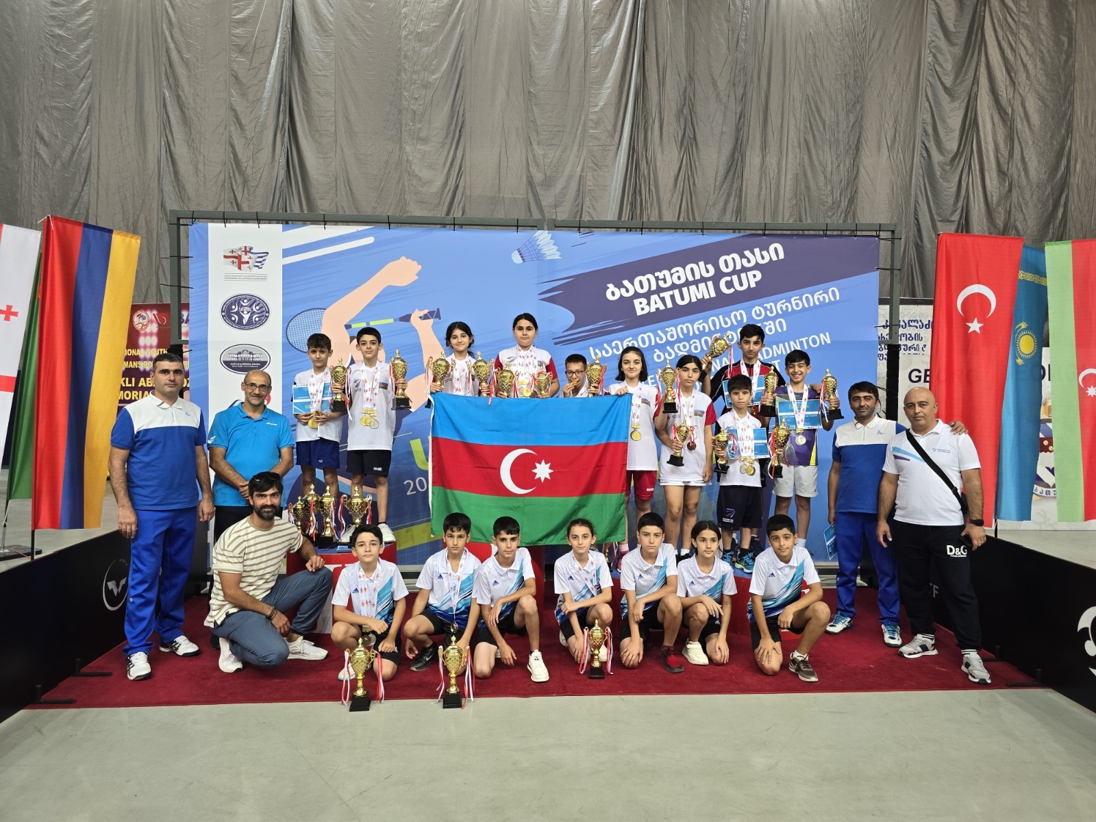 Badmintonçularımız Batumidə 16 medal qazanıblar